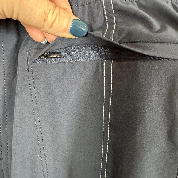 Athleta Chelsea Utility Jogger Womens Size 12 Navy Blue High Rise Cargo Pant - Picture 12 of 12